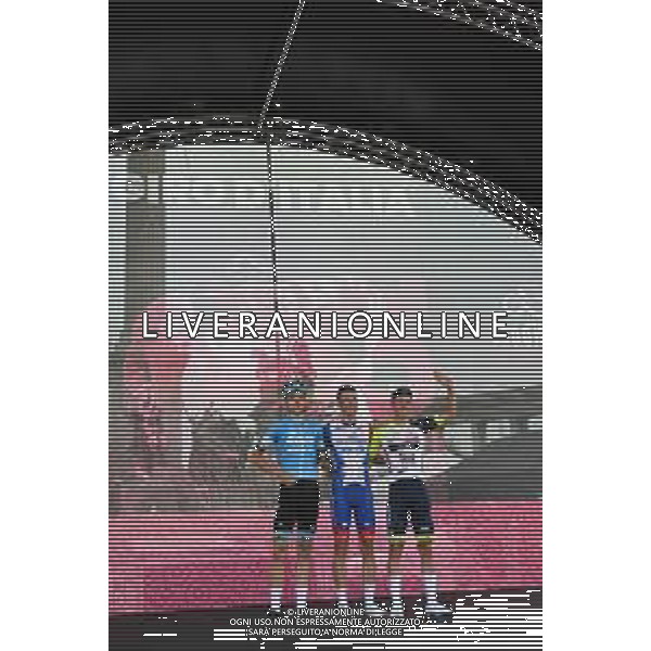 06-05-2022 Giro D\'italia; Tappa 01 Budapest - Visegrad; 2022, Eolo - Kometa; 2022, Groupama - Fdj; 2022, Intermarche - Wanty Gobert; Fetter, Erik; Valter, Attila; Peak, Barnabas; Budapest; ©SIROTTI/AGENZIA ALDO LIVERANI SAS
