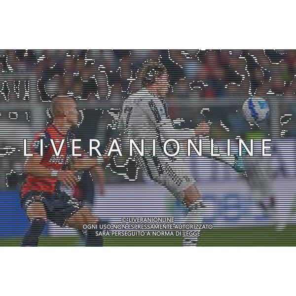 Danilo Vigo/LMedia - Genoa CFC vs Juventus FC - italian soccer Serie A match 2021/2022 May 06 2022 - Luigi Ferraris stadium Genova, Italy Genoa CFC vs Juventus FC Photo showing: Leo Skiri √òstigard (Genoa) - Dusan Vlahovic (Juventus) @Danilo Vigo/LiveMedia AG ALDO LIVERANI SAS