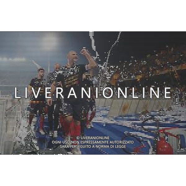 Emmanuele Mastrodonato/LMedia - US Lecce vs Pordenone Calcio - Italian soccer Serie B match 2021/2022 May 06 2022 - Stadio Via del Mare Lecce, Italy US Lecce vs Pordenone Calcio Photo showing: Fabio Lucioni (US Lecce) celebrates for the championship victory @Emmanuele Mastrodonato/LiveMedia AG ALDO LIVERANI SAS