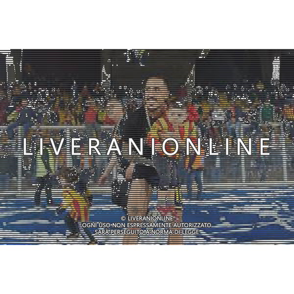 Emmanuele Mastrodonato/LMedia - US Lecce vs Pordenone Calcio - Italian soccer Serie B match 2021/2022 May 06 2022 - Stadio Via del Mare Lecce, Italy US Lecce vs Pordenone Calcio Photo showing: Francesco Di Mariano (US Lecce) celebrates for the championship victory @Emmanuele Mastrodonato/LiveMedia AG ALDO LIVERANI SAS