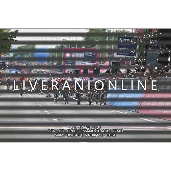 08-05-2022 Giro D\'italia; Tappa 03 Kaposvar - Balatonfured; 2022, Quick Step - Alpha Vinyl; 2022, Groupama - Fdj; Cavendish, Mark; Demare, Arnaud; Balatonfured; ©SIROTTI/AGENZIA ALDO LIVERANI SAS