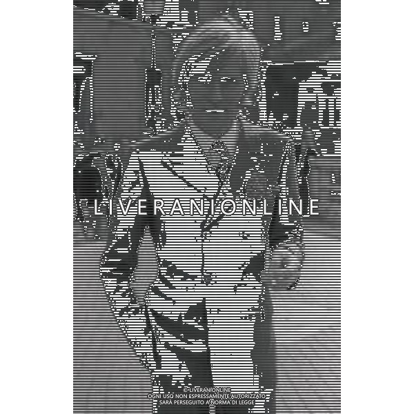 RETROSPETTIVA NINO FERRER PSEUDONIMO AGOSTINO ARTURO MARIA FERRARI CANTAUTORE ANTROPOLOGO E ETNOLOGO NELLA FOTO NINO FERRER A ROMA NELL\'ANNO 1968 AG ALDO LIVERANI SAS
