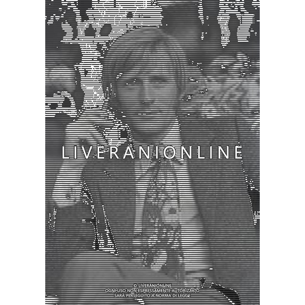 RETROSPETTIVA NINO FERRER PSEUDONIMO AGOSTINO ARTURO MARIA FERRARI CANTAUTORE ANTROPOLOGO E ETNOLOGO NELLA FOTO NINO FERRER A SALSOMAGGIORE NELL\'ANNO 1969 AG ALDO LIVERANI SAS 