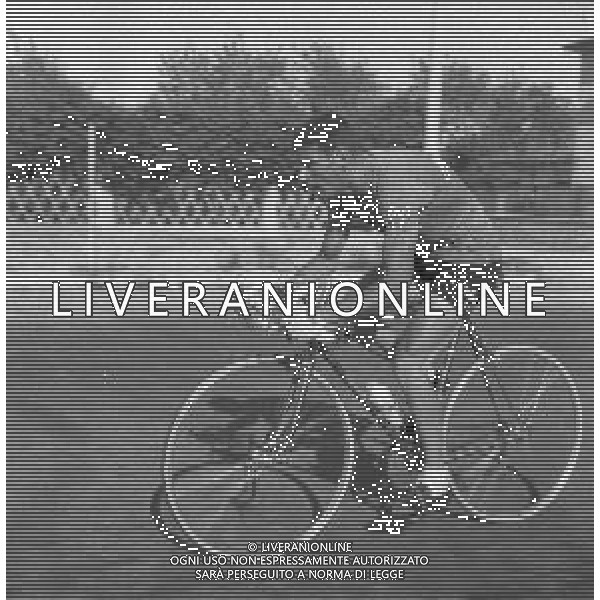 1955-1956 GIRO D\'ITALIA NELLA FOTO CORRIDORI AL GIRO D\'ITALIA AG ALDO LIVERANI SAS