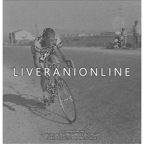1955-1956 GIRO D\'ITALIA NELLA FOTO CORRIDORI AL GIRO D\'ITALIA AG ALDO LIVERANI SAS