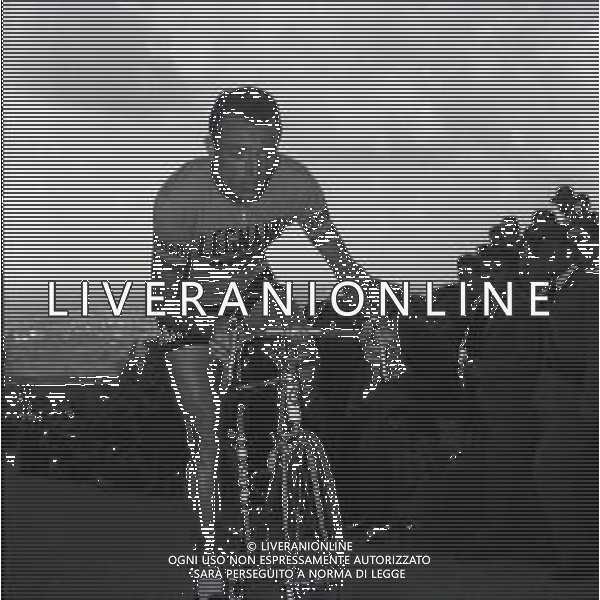 1955-1956 GIRO D\'ITALIA NELLA FOTO CORRIDORI AL GIRO D\'ITALIA AG ALDO LIVERANI SAS