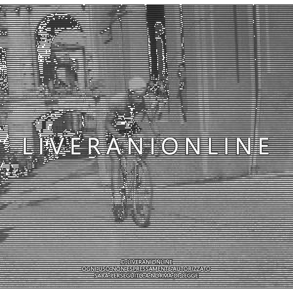 1955-1956 GIRO D\'ITALIA NELLA FOTO CORRIDORI AL GIRO D\'ITALIA AG ALDO LIVERANI SAS