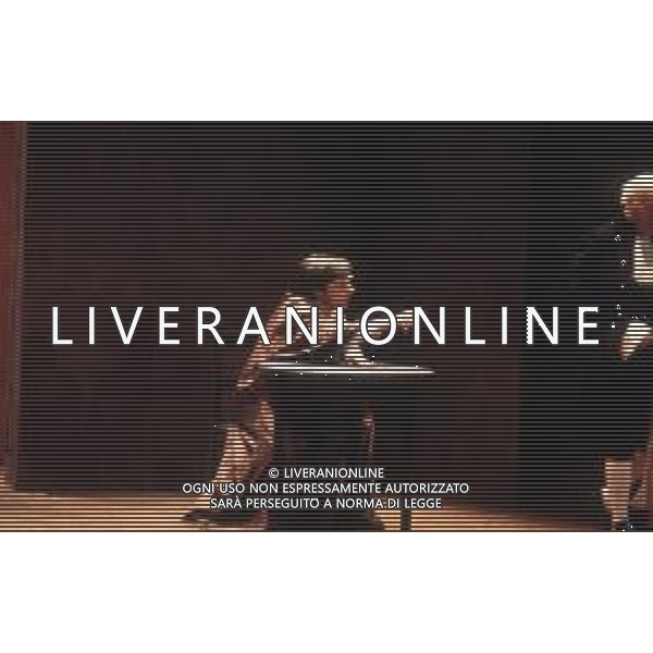 RETROSPETTIVA LINO CAPOLICCHIO ATTORE NELLA FOTO NELLA COMMEDIA \' LA LOCANDIERA\' NEL 1987 ©Archivio Giovanni Liverani/ AG. ALDO LIVERANI SAS