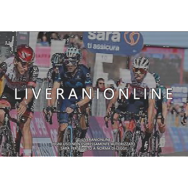 10-05-2022 Giro D\'italia; Tappa 04 Avola - Etna; 2022, Movistar; 2022, Trek - Segafredo; Valverde, Alejandro; Ciccone, Giulio; Etna; ©SIROTTI / AGENZIA ALDO LIVERANI SAS