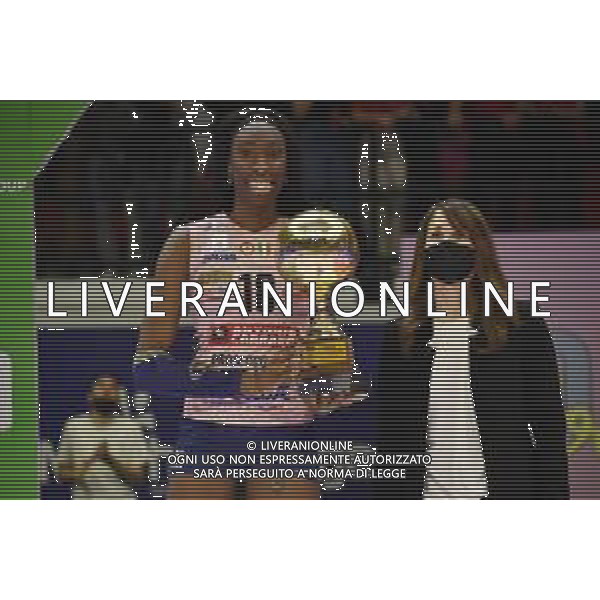 © TVRG Paola Egonu (Imoco Volley Conegliano) premiata come MVP della gara Vero Volley Monza vs Prosecco DOC Imoco Volley Conegliano Monza 10-05-2022 Arena di Monza campionato femminile Serie A1 gara 4 finale playoff scudetto foto Roberto Garavaglia/ag. Aldo Liverani sas/ AGENZIA ALDO LIVERANI SAS