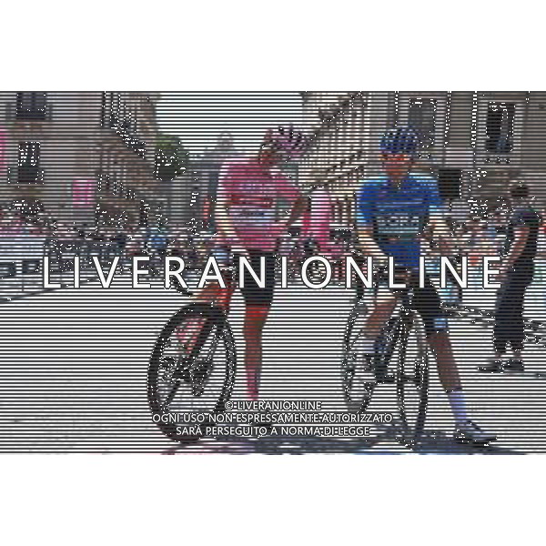 11-05-2022 Giro D\'italia; Tappa 05 Catania - Messina; 2022, Trek - Segafredo; 2022, Bora - Hansgrohe; Lopez, Juan Pedro; Kamna, Lennard; Catania; ©SIROTTI/ AGENZIA ALDO LIVERANI SAS