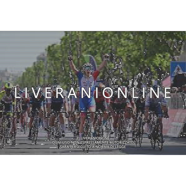 11-05-2022 Giro D\'italia; Tappa 05 Catania - Messina; 2022, Groupama - Fdj; 2022, Israel - Premier Tech; 2022, Uae Emirates; Demare, Arnaud; Nizzolo, Giacomo; Gaviria Rendon, Fernando; Messina; ©SIROTTI/ AGENZIA ALDO LIVERANI SAS