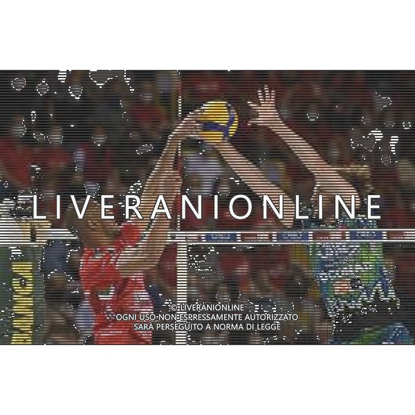 Roberto Bartomeoli/LMedia - Play Off - Cucine Lube Civitanova vs Sir Safety Conad Perugia - Volleyball Italian Serie A Men Superleague Championship 2021/2022 May 11 2022 - Eurosuole Forum Civitanova Marche, Italy Play Off - Cucine Lube Civitanova vs Sir Safety Conad Perugia Photo showing: Attack of Ricardo Lucarelli Santos De Souza #8 (Cucine Lube Civitanova) @Roberto Bartomeoli/LiveMedia / AGENZIA ALDO LIVERANI SAS
