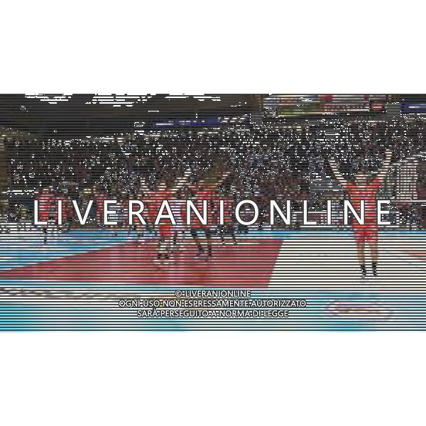 Roberto Bartomeoli/LMedia - Play Off - Cucine Lube Civitanova vs Sir Safety Conad Perugia - Volleyball Italian Serie A Men Superleague Championship 2021/2022 May 11 2022 - Eurosuole Forum Civitanova Marche, Italy Play Off - Cucine Lube Civitanova vs Sir Safety Conad Perugia Photo showing: Group photo of the players of the Cucine Lube Civitanova after the match @Roberto Bartomeoli/LiveMedia / AGENZIA ALDO LIVERANI SAS