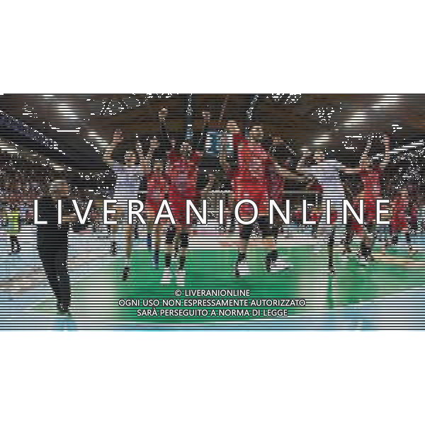 Roberto Bartomeoli/LMedia - Play Off - Cucine Lube Civitanova vs Sir Safety Conad Perugia - Volleyball Italian Serie A Men Superleague Championship 2021/2022 May 11 2022 - Eurosuole Forum Civitanova Marche, Italy Play Off - Cucine Lube Civitanova vs Sir Safety Conad Perugia Photo showing: The players of Cucine Lube Civitanova rejoice after scoring a point @Roberto Bartomeoli/LiveMedia / AGENZIA ALDO LIVERANI SAS