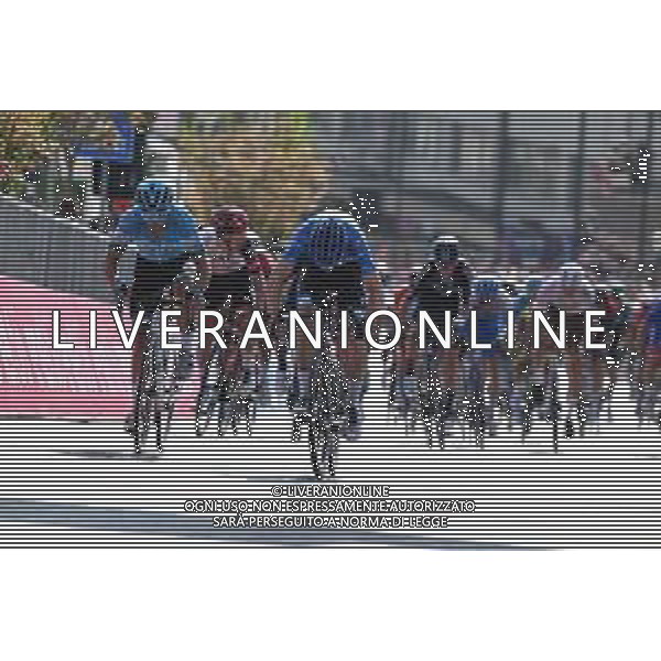 13-05-2022 Giro D\'italia; Tappa 07 Diamante - Potenza; 2022, Bora - Hansgrohe; 2022, Eolo - Kometa; Kamna, Lennard; Albanese, Vincenzo; Potenza; ©SIROTTI / AGENZIA ALDO LIVERANI SAS