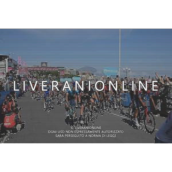 14-05-2022 Giro D\'italia; Tappa 08 Napoli - Napoli; 2022, Astana - Qazaqstan; 2022, Dsm; Nibali, Vincenzo; Bardet, Romain; Napoli; ©SIROTTI/AGENZIA ALDO LIVERANI SAS