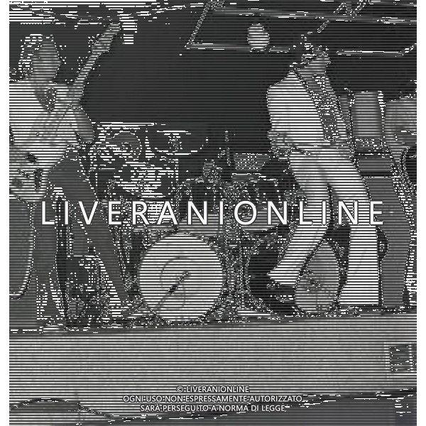 RETROSPETTIVA DEL CANTANTE MAL (pseudonimo di Paul Bradley Couling) NELLA FOTO MENTRE SI ESIBISCE ALLA BUSSOLA DI VIAREGGIO NELL\'AGOSTO DEL 1975 ©Archivio Giovanni Liverani/AGENZIA ALDO LIVERANI SAS