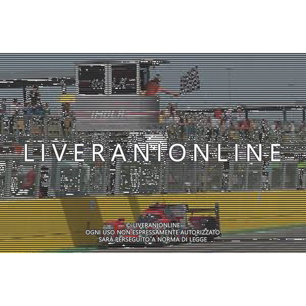IMOLA 15 05 2022 AUTODROMO ENZO E DINO FERRARI L\'EUROPEAN LE MANS SERIES (ELMS) CON LA 4 ORE DI IMOLA NELLA FOTO ARRIVO LORENZO COLOMBO SCUDERIA PREMA VINCITORI A IMOLA - TAGLIA IL TRAGUARDO ©SANNA/ AGENZIA ALDO LIVERANI SAS