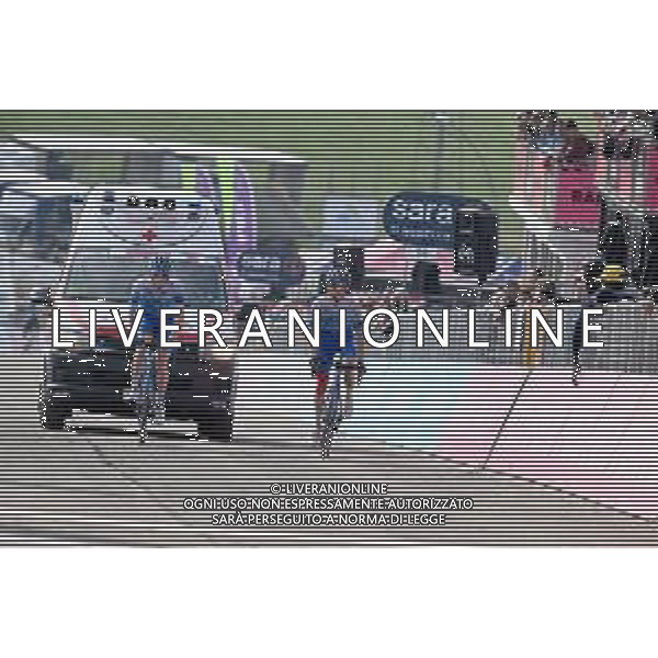 15-05-2022 Giro D\'italia; Tappa 09 Isernia - Blockhaus; 2022, Bikeexchange - Jayco; Hamilton, Lucas; Yates, Simon; Blockhaus; ©SIROTTI/ AGENZIA ALDO LIVERANI SAS