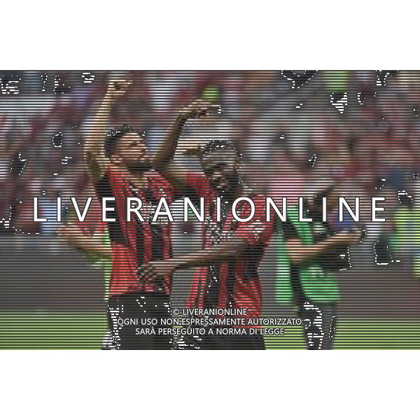 Fikayo Tomori (Milan) DX e Olivier Giroud (Milan) SX esultanza finale Milan vs Atalanta Milano 15-05-2022 Stadio Giuseppe Meazza - San Siro Campionato Serie A TIM - 37a giornata foto Roberto Garavaglia/ag. Aldo Liverani sas/ AGENZIA ALDO LIVERANI SAS