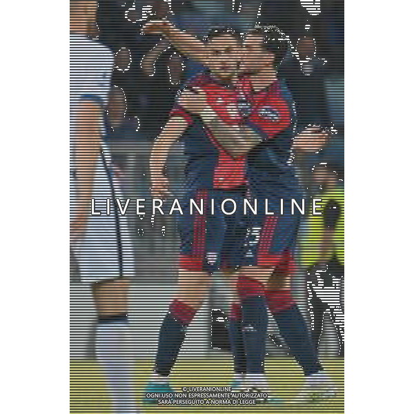 15-5-2022. Cagliari Calcio-Inter F.C., 37° giornata Serie A 2021/2022. Italia, Sardegna, Cagliari, stadio Unipol Domus. Salvatore Moi/Aldo Liverani s.a.s.. Nella foto: Gol del Cagliari contro Inter in casa, nello stadio Unipol Domus di Cagliari. Segna: Charalampos Lykogiannis Cagliari - esultanza ©MOI / AGENZIA ALDO LIVERANI SAS