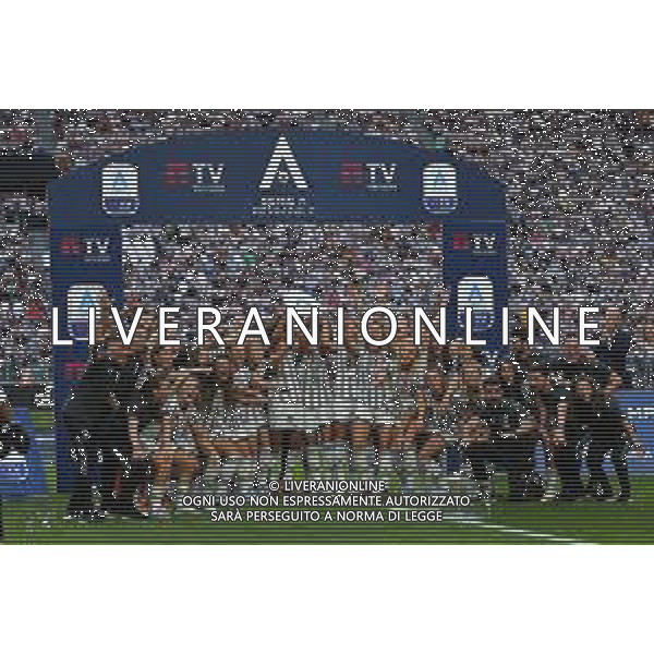Torino 16.05.2022 Allianz Stadium ©Manuela Viganti/Agenzia Aldo Liverani Juventus vs Lazio Campionato Calcio Serie A TIM - 37a giornata Nella foto: la juventus women alza la coppa del trofeo scudetto ©Viganti/AGENZIA ALDO LIVERANI SAS
