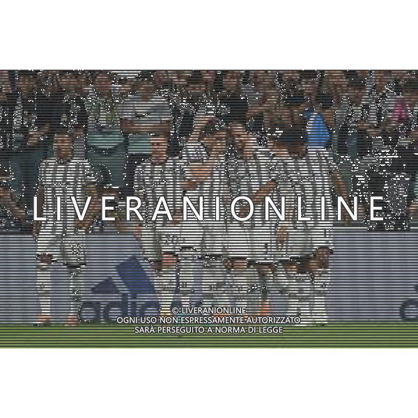 Torino 16.05.2022 Allianz Stadium ©Manuela Viganti/Agenzia Aldo Liverani Juventus vs Lazio Campionato Calcio Serie A TIM - 37a giornata Nella foto: esultanza della juventus dopo il gol di dusan vlahovic ©Viganti/AGENZIA ALDO LIVERANI SAS