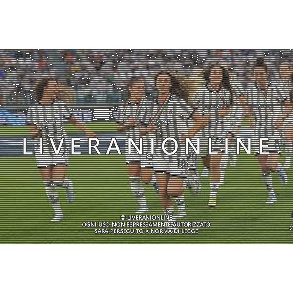 Torino 16.05.2022 Allianz Stadium ©Manuela Viganti/Agenzia Aldo Liverani Juventus vs Lazio Campionato Calcio Serie A TIM - 37a giornata Nella foto: Premiazione della Squadra Femminile vincitrice del campionato 2021/2022