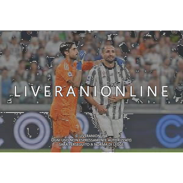 Torino 16.05.2022 Allianz Stadium ©Manuela Viganti/Agenzia Aldo Liverani Juventus vs Lazio Campionato Calcio Serie A TIM - 37a giornata Nella foto: Giorgio Chiellini esce dal campo nella sua ultima partita in bianconero
