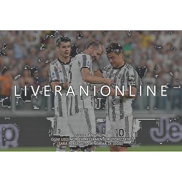 Torino 16.05.2022 Allianz Stadium ©Manuela Viganti/Agenzia Aldo Liverani Juventus vs Lazio Campionato Calcio Serie A TIM - 37a giornata Nella foto: Giorgio Chiellini esce dal campo nella sua ultima partita in bianconero