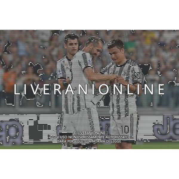 Torino 16.05.2022 Allianz Stadium ©Manuela Viganti/Agenzia Aldo Liverani Juventus vs Lazio Campionato Calcio Serie A TIM - 37a giornata Nella foto: Giorgio Chiellini esce dal campo nella sua ultima partita in bianconero