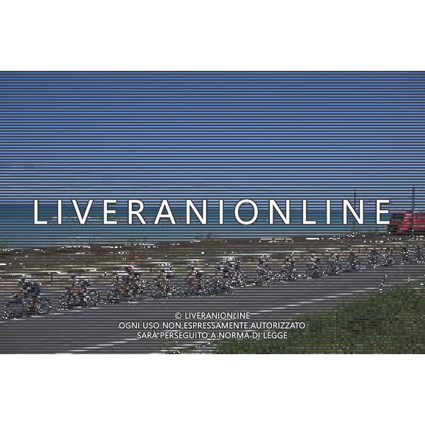 17-05-2022 Giro D\'italia; Tappa 10 Pescara - Jesi; 2022, Trek - Segafredo; 2022, Quick Step - Alpha Vinyl; ©SIROTTI/AGENZIA ALDO LIVERANI SAS