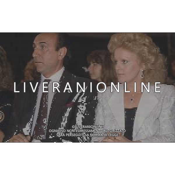 RETROSPETTIVA PIPPO BAUDO PRESENTATORE TELEVISIVO NELLA FOTO CON LA MOGLIE KATIA RICCIARELLI NELL\'ANNO 1986 ©ARCHIVIO/AGENZIA ALDO LIVERANI SAS