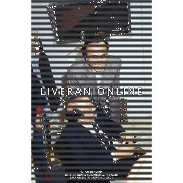 RETROSPETTIVA PIPPO BAUDO PRESENTATORE TELEVISIVO NELLA FOTO CON IL GIORNALISTA MAURIZIO COSTANZO NELL\'ANNO 1986 ©ARCHIVIO/AGENZIA ALDO LIVERANI SAS
