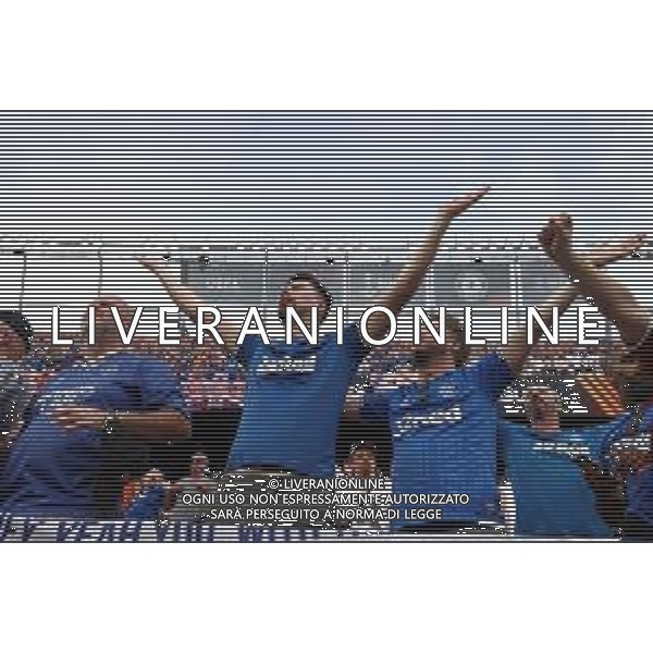 Francesco Scaccianoce/LMedia - UEFA Europa League 2022 Final - Eintracht vs Rangers - football Europa League match 2021/2022 May 18 2022 - Estadio Ramon Sanchez-Pizjuan Seville, Spain UEFA Europa League 2022 Final - Eintracht vs Rangers Photo showing: Rangers FC fans show their support @Francesco Scaccianoce/LiveMedia /AGENZIA ALDO LIVERANI SAS