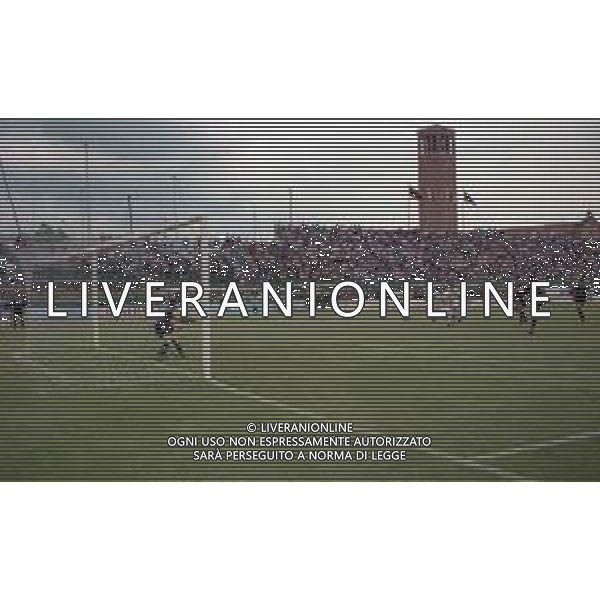 17-05-1998 VENEZIA CAMPIONATO DI CALCIO SERIE B VENEZIA-CASTEL DI SANGRO 3-0 NELLA FOTO RIGORE STEFAN SCHWOCH AG ALDO LIVERANI SAS