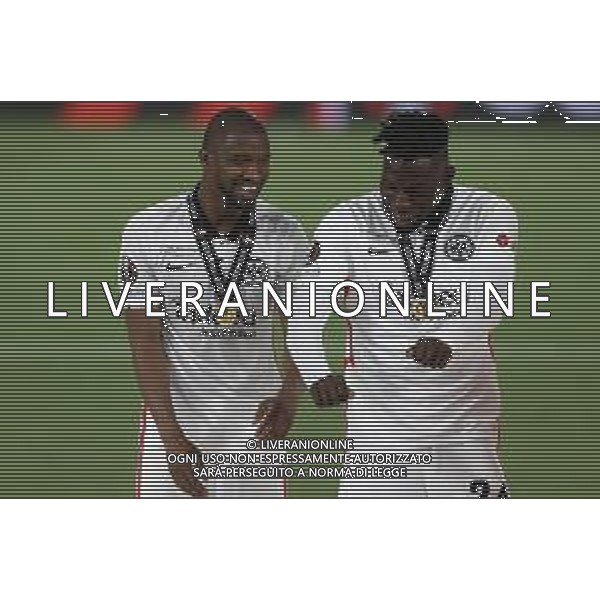 Francesco Scaccianoce/LMedia - UEFA Europa League 2022 Final - Eintracht vs Rangers - football Europa League match 2021/2022 May 18 2022 - Estadio Ramon Sanchez-Pizjuan Seville, Spain UEFA Europa League 2022 Final - Eintracht vs Rangers Photo showing: Almamy Toure (Eintracht Frankfurt) and Danny da Costa (Eintracht Frankfurt) celebrate after winning the Sevilla 2022 UEFA EUROPA LEAGUE final @Francesco Scaccianoce/LiveMedia /AGENZIA ALDO LIVERANI SAS