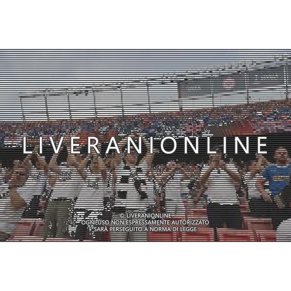 Francesco Scaccianoce/LMedia - UEFA Europa League 2022 Final - Eintracht vs Rangers - football Europa League match 2021/2022 May 18 2022 - Estadio Ramon Sanchez-Pizjuan Seville, Spain UEFA Europa League 2022 Final - Eintracht vs Rangers Photo showing: Eintracht Frankfurt fans support their team @Francesco Scaccianoce/LiveMedia /Ag. Aldo Liverani Sas