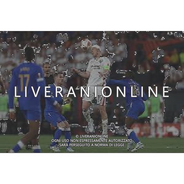 Francesco Scaccianoce/LMedia - UEFA Europa League 2022 Final - Eintracht vs Rangers - football Europa League match 2021/2022 May 18 2022 - Estadio Ramon Sanchez-Pizjuan Seville, Spain UEFA Europa League 2022 Final - Eintracht vs Rangers Photo showing: Sebastian Rode (Eintracht Frankfurt) header @Francesco Scaccianoce/LiveMedia /Ag. Aldo Liverani Sas