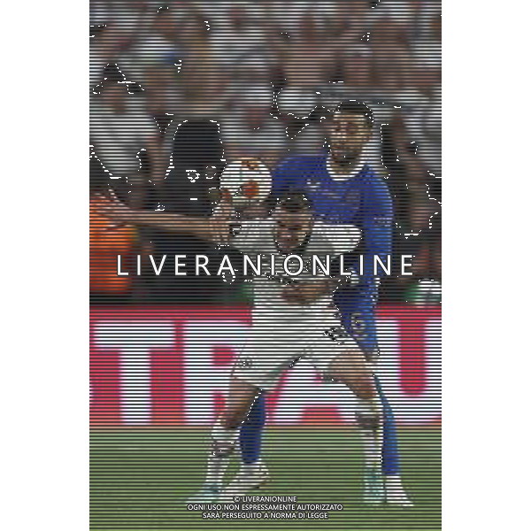 Francesco Scaccianoce/LMedia - UEFA Europa League 2022 Final - Eintracht vs Rangers - football Europa League match 2021/2022 May 18 2022 - Estadio Ramon Sanchez-Pizjuan Seville, Spain UEFA Europa League 2022 Final - Eintracht vs Rangers Photo showing: Rafael Borre (Eintracht Frankfurt) is challenged by Connor Goldson (Rangers FC) @Francesco Scaccianoce/LiveMedia /Ag. Aldo Liverani Sas