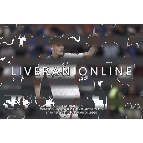 Francesco Scaccianoce/LMedia - UEFA Europa League 2022 Final - Eintracht vs Rangers - football Europa League match 2021/2022 May 18 2022 - Estadio Ramon Sanchez-Pizjuan Seville, Spain UEFA Europa League 2022 Final - Eintracht vs Rangers Photo showing: Ajdin Hrustic (Eintracht Frankfurt) gestures towards Rangers FC fans @Francesco Scaccianoce/LiveMedia /Ag. Aldo Liverani Sas