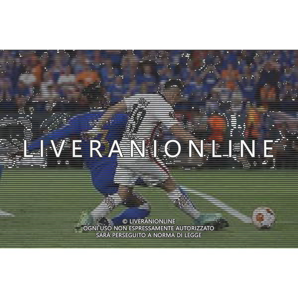 Francesco Scaccianoce/LMedia - UEFA Europa League 2022 Final - Eintracht vs Rangers - football Europa League match 2021/2022 May 18 2022 - Estadio Ramon Sanchez-Pizjuan Seville, Spain UEFA Europa League 2022 Final - Eintracht vs Rangers Photo showing: Rafael Borre (Eintracht Frankfurt) shoots the ball while challenged by Calvin Bassey (Rangers FC) @Francesco Scaccianoce/LiveMedia /Ag. Aldo Liverani Sas