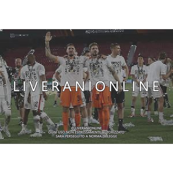 Francesco Scaccianoce/LMedia - UEFA Europa League 2022 Final - Eintracht vs Rangers - football Europa League match 2021/2022 May 18 2022 - Estadio Ramon Sanchez-Pizjuan Seville, Spain UEFA Europa League 2022 Final - Eintracht vs Rangers Photo showing: Kevin Trapp (Eintracht Frankfurt) and Jens Grahl (Eintracht Frankfurt) celebrate @Francesco Scaccianoce/LiveMedia /Ag. Aldo Liverani Sas