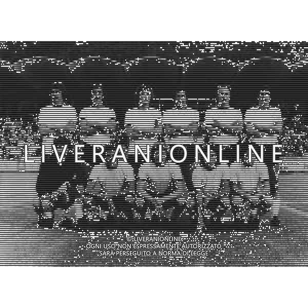 archivio M.B. NELLA FOTO IL CALCIATORE CARLO PETRINI NELLA FORMAZIONE DELLA ROMA CALCIO 1975/1976 AG ALDO LIVERANI