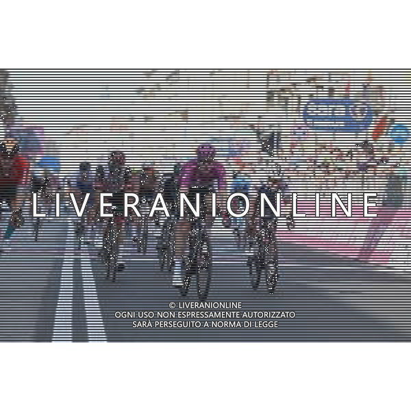 20-05-2022 Giro D\'italia; Tappa 13 Sanremo - Cuneo; 2022, Groupama - Fdj; 2022, Uae Emirates; 2022, Quick Step - Alpha Vinyl; Demare, Arnaud; Gaviria Rendon, Fernando; Cavendish, Mark; Cuneo; ©SIROTTI/AGENZIA ALDO LIVERANI SAS