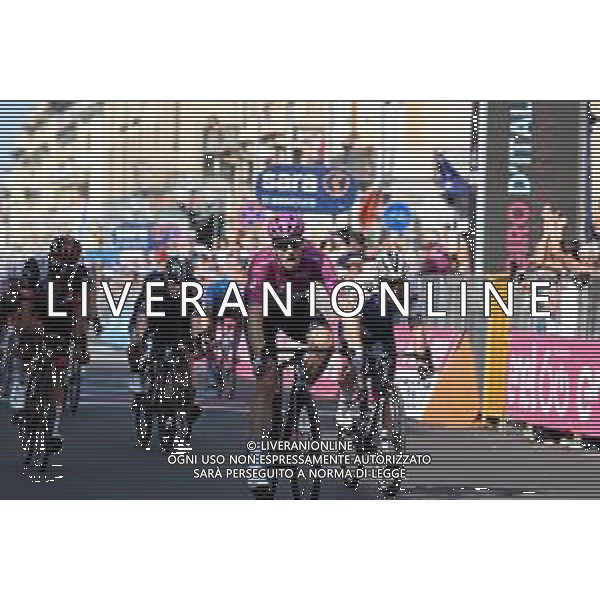 20-05-2022 Giro D\'italia; Tappa 13 Sanremo - Cuneo; 2022, Groupama - Fdj; 2022, Quick Step - Alpha Vinyl; Demare, Arnaud; Cavendish, Mark; Cuneo; ©SIROTTI/AGENZIA ALDO LIVERANI SAS