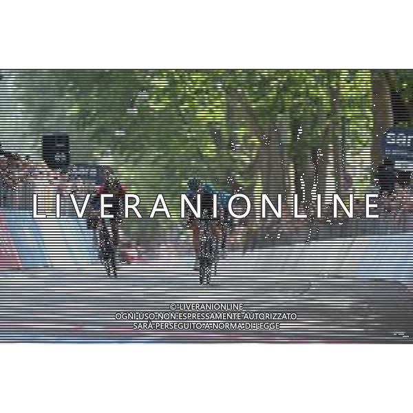 21-05-2022 Giro D\'italia; Tappa 14 Santena - Torino; 2022, Bora - Hansgrohe; 2022, Ineos - Grenadiers; Hindley, Jai; Carapaz Antonio, Richard Antonio; Torino; ©SIROTTI/AGENZIA ALDO LIVERANI SAS