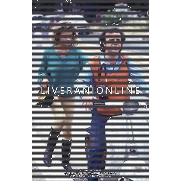 RETROSPETTIVA ISABELLA FERRARI ATTRICE NELLA FOTO ISABELLA FERRARI CON JERRY CALA\' NELL\'ANNO 1985 SET DEL FILM “IL RAGAZZO DEL PONY EXPRESS“ AG ALDO LIVERANI SAS 