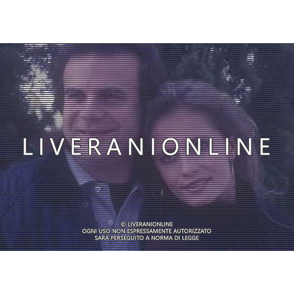 RETROSPETTIVA ISABELLA FERRARI ATTRICE NELLA FOTO ISABELLA FERRARI CON JERRY CALA\' NELL\'ANNO 1985 A MILANO TERRAZZA MARTINI AG ALDO LIVERANI SAS 
